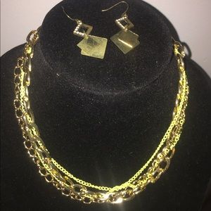Brand new necklace & earrings set